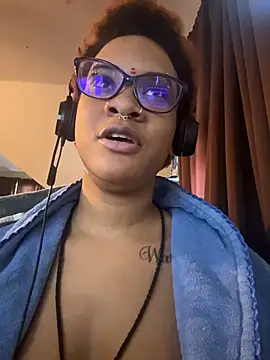 nickytheehawtie online show from February 27, 7:46 pm