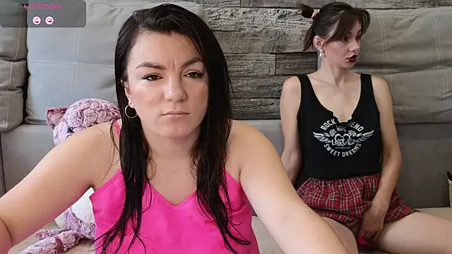 Snapshot of Vika_loves_you chatting on September 22, 2:21 am Vika loves you online show from September 22, 2:21 am