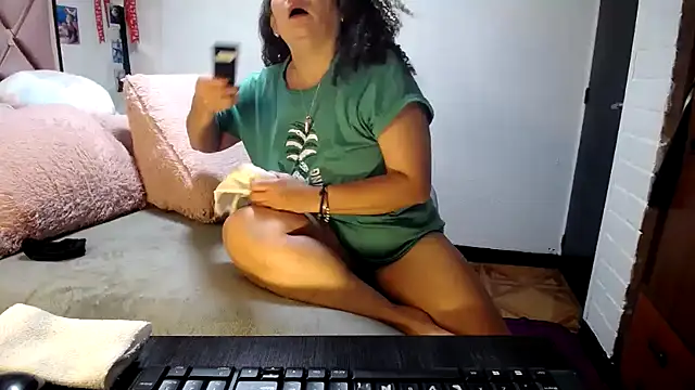 maturehoxx online show from October 8, 12:48 am