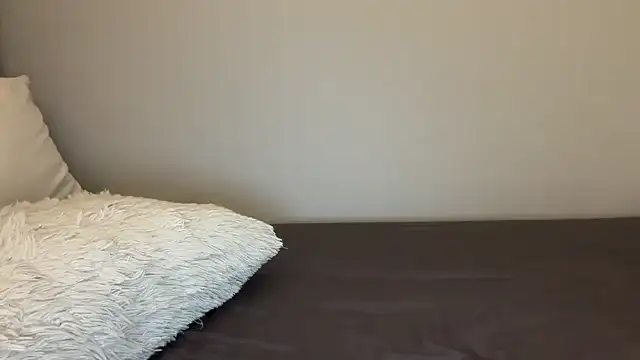 LOVEAKIRA online show from January 10, 3:28 pm