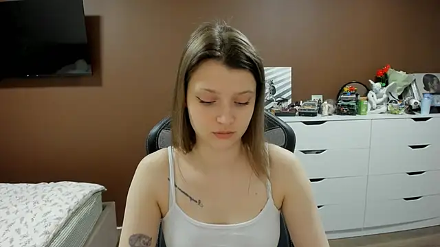 SoniNesti online show from April 1, 2:47 pm