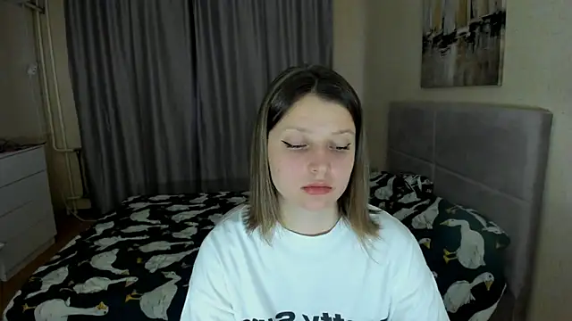 Snapshot of SoniNesti chatting on September 18, 3:21 pm SoniNesti online show from September 18, 3:21 pm