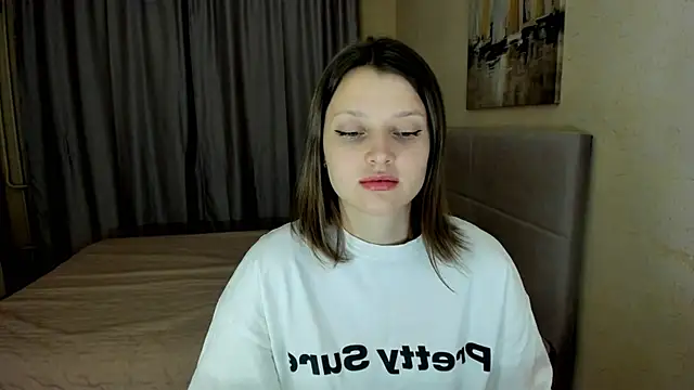 Snapshot of SoniNesti chatting on October 30, 5:25 pm SoniNesti online show from October 30, 5:25 pm