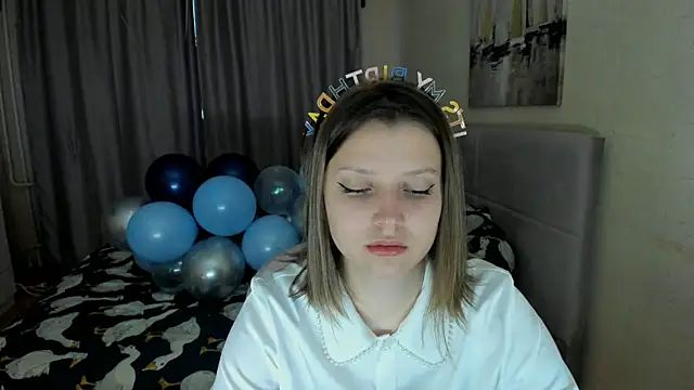 Snapshot of SoniNesti chatting on September 25, 3:22 pm SoniNesti online show from September 25, 3:22 pm