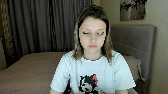 Snapshot of SoniNesti chatting on October 14, 4:42 pm SoniNesti online show from October 14, 4:42 pm