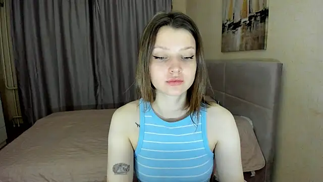 Snapshot of SoniNesti chatting on October 21, 2:43 pm SoniNesti online show from October 21, 2:43 pm