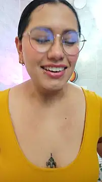 LauraRuiz1 online show from May 29, 2:09 am