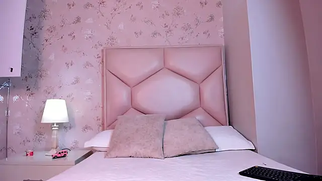 ambar sullivan online show from October 28, 11:38 am