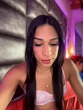 Snapshot of Ashly_Miller chatting on October 12, 8:11 pm Ashly Miller online show from October 12, 8:11 pm