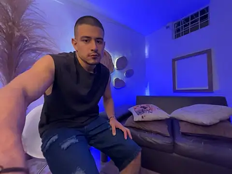 Markboyl online show from May 1, 11:41 pm