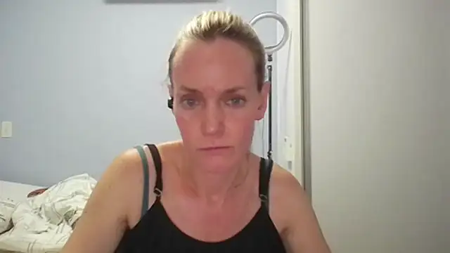 Annylove1 online show from February 15, 1:08 am