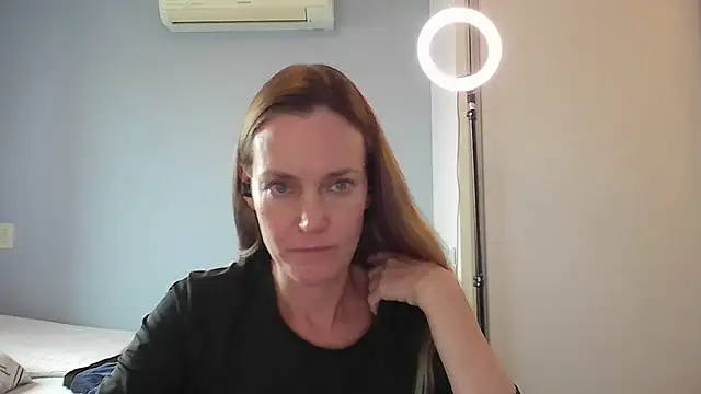 Annylove1 online show from November 13, 5:01 pm