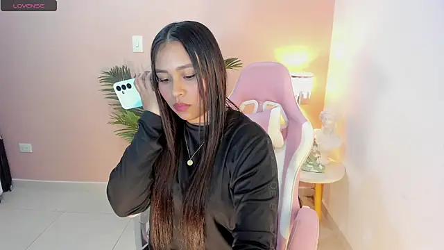 Ciara8 online show from October 17, 4:37 am