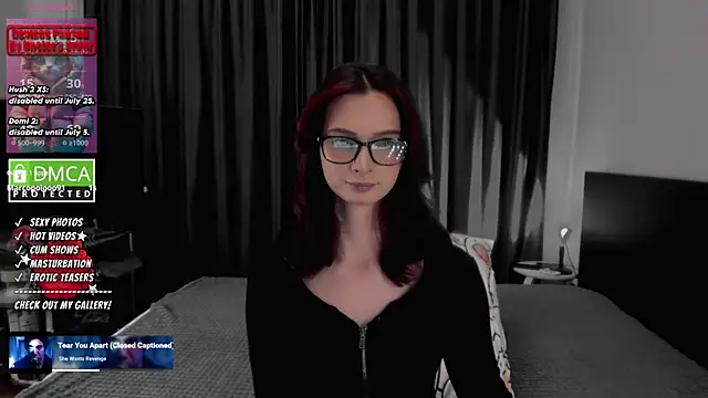 Lee Loo online show from July 3, 1:28 pm