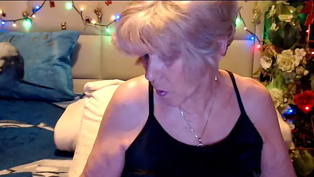 HappyWomanOn online show from February 28, 12:48 pm