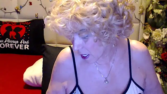 HappyWomanOn online show from March 12, 10:51 am