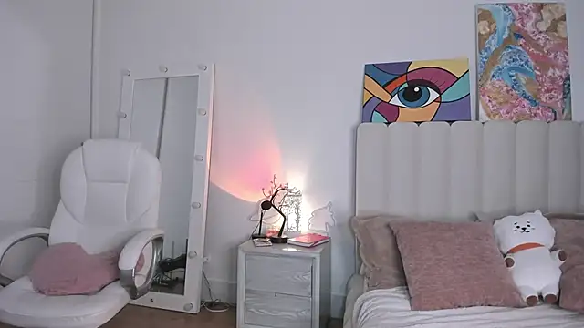 Snapshot of Daniela_Miller_ chatting on September 20, 12:32 am Daniela Miller online show from September 20, 12:32 am