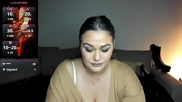 Snapshot of Laura_sinner chatting on September 29, 5:40 pm Laura sinner online show from September 29, 5:40 pm