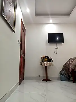 Snapshot of Eliza_Wendy chatting on October 16, 4:15 am Eliza Wendy online show from October 16, 4:15 am