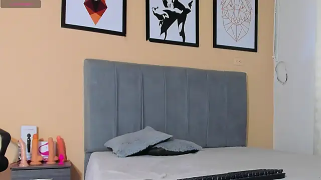 crystall06 online show from October 31, 4:33 pm