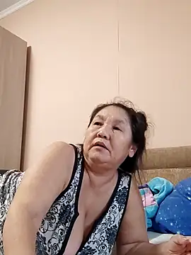 Snapshot of Zulfiya_Bruce chatting on September 20, 7:34 pm Zulfiya Bruce online show from September 20, 7:34 pm