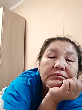 Snapshot of Zulfiya_Bruce chatting on September 21, 7:34 pm Zulfiya Bruce online show from September 21, 7:34 pm