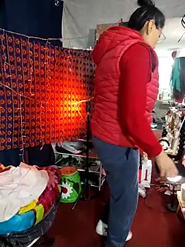 Snapshot of LaInsaciableIntensa chatting on October 15, 1:52 am LaInsaciableIntensa online show from October 15, 1:52 am