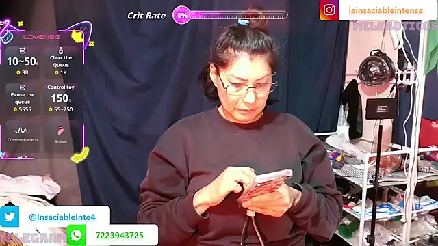 Snapshot of LaInsaciableIntensa chatting on October 22, 2:38 am LaInsaciableIntensa online show from October 22, 2:38 am