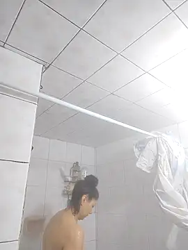 Snapshot of LaInsaciableIntensa chatting on September 17, 10:41 pm LaInsaciableIntensa online show from September 17, 10:41 pm