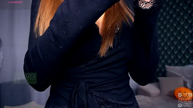 Snapshot of AmmyScotch chatting on November 1, 4:16 am AmmyScotch online show from November 1, 4:16 am