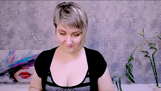 Djullia online show from November 2, 8:29 am