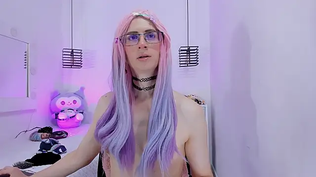 KimberlyJohnsoon online show from February 21, 1:34 pm