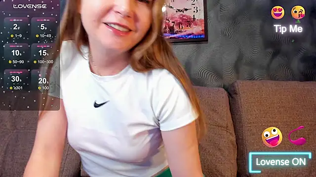 CassieMils online show from October 29, 9:46 am