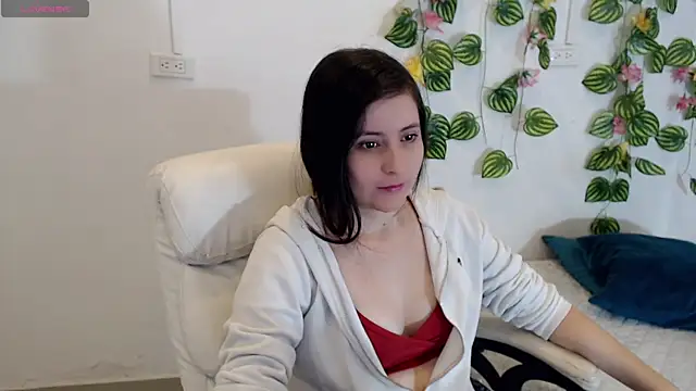 Snapshot of tania_sweet__ chatting on October 15, 3:36 pm tania sweet   online show from October 15, 3:36 pm