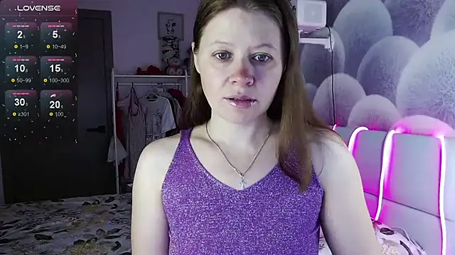 Snapshot of alekasamui chatting on October 1, 11:20 pm alekasamui online show from October 1, 11:20 pm