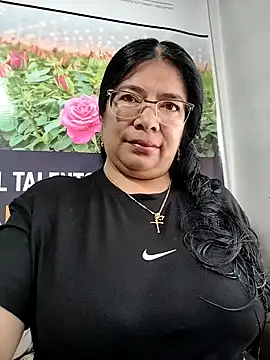   valentina18 online show from May 29, 12:47 pm