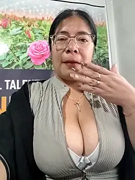   valentina18 online show from February 24, 1:10 pm