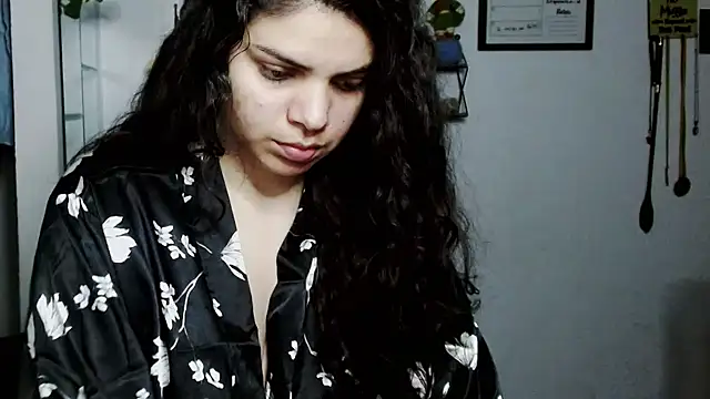 Snapshot of Nikkykora15 chatting on October 4, 1:22 am Nikkykora15 online show from October 4, 1:22 am