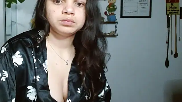 Snapshot of Nikkykora15 chatting on November 2, 12:25 am Nikkykora15 online show from November 2, 12:25 am