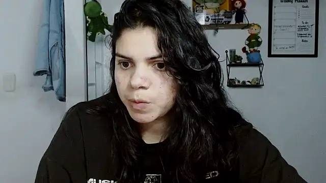 Snapshot of Nikkykora15 chatting on October 5, 1:32 am Nikkykora15 online show from October 5, 1:32 am