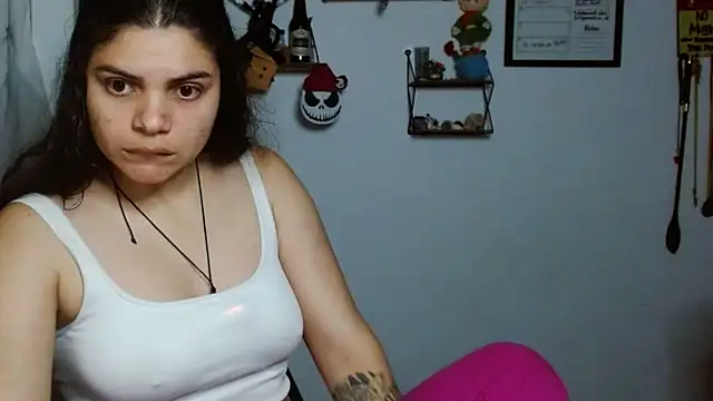 Snapshot of Nikkykora15 chatting on October 1, 1:21 am Nikkykora15 online show from October 1, 1:21 am