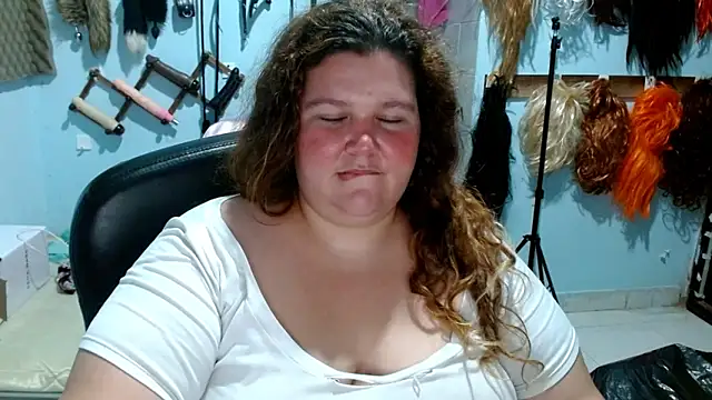 Snapshot of squirt322bbw chatting on October 17, 1:09 am squirt322bbw online show from October 17, 1:09 am