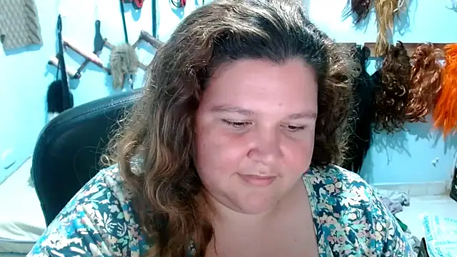 Snapshot of squirt322bbw chatting on September 29, 1:54 am squirt322bbw online show from September 29, 1:54 am