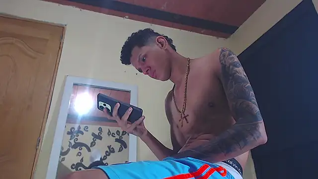 GaboReyes online show from October 15, 1:52 am