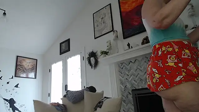 Snapshot of AuroraWillows chatting on October 23, 7:53 pm AuroraWillows online show from October 23, 7:53 pm