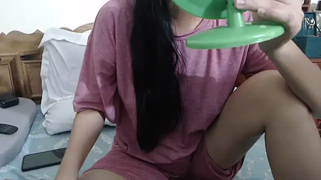 Snapshot of Beauty_Asian_Tina chatting on October 7, 11:25 am Beauty Asian Tina online show from October 7, 11:25 am