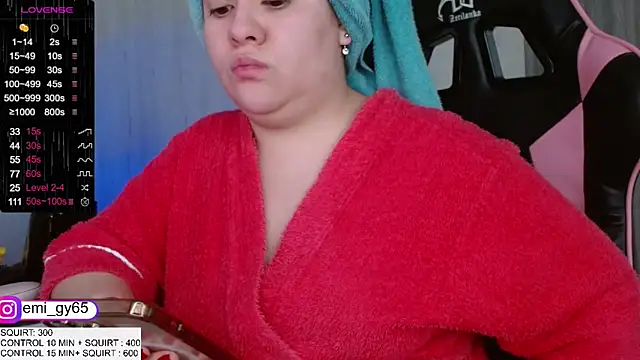 emilyn grey1 online show from October 14, 3:47 pm