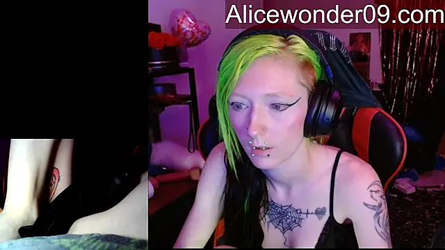 alicewonder09 online show from March 9, 4:26 am