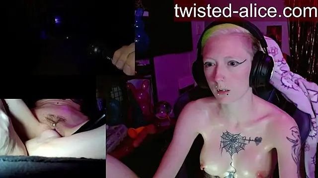 alicewonder09 online show from April 6, 4:01 am