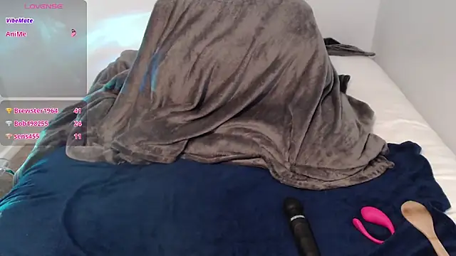 Snapshot of Agatha6969x chatting on September 25, 2:49 pm Agatha6969x online show from September 25, 2:49 pm